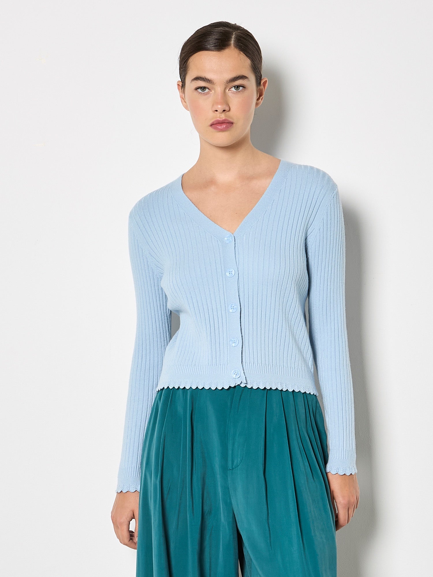 Cardigan Apricot Ribbed Scallop Blue